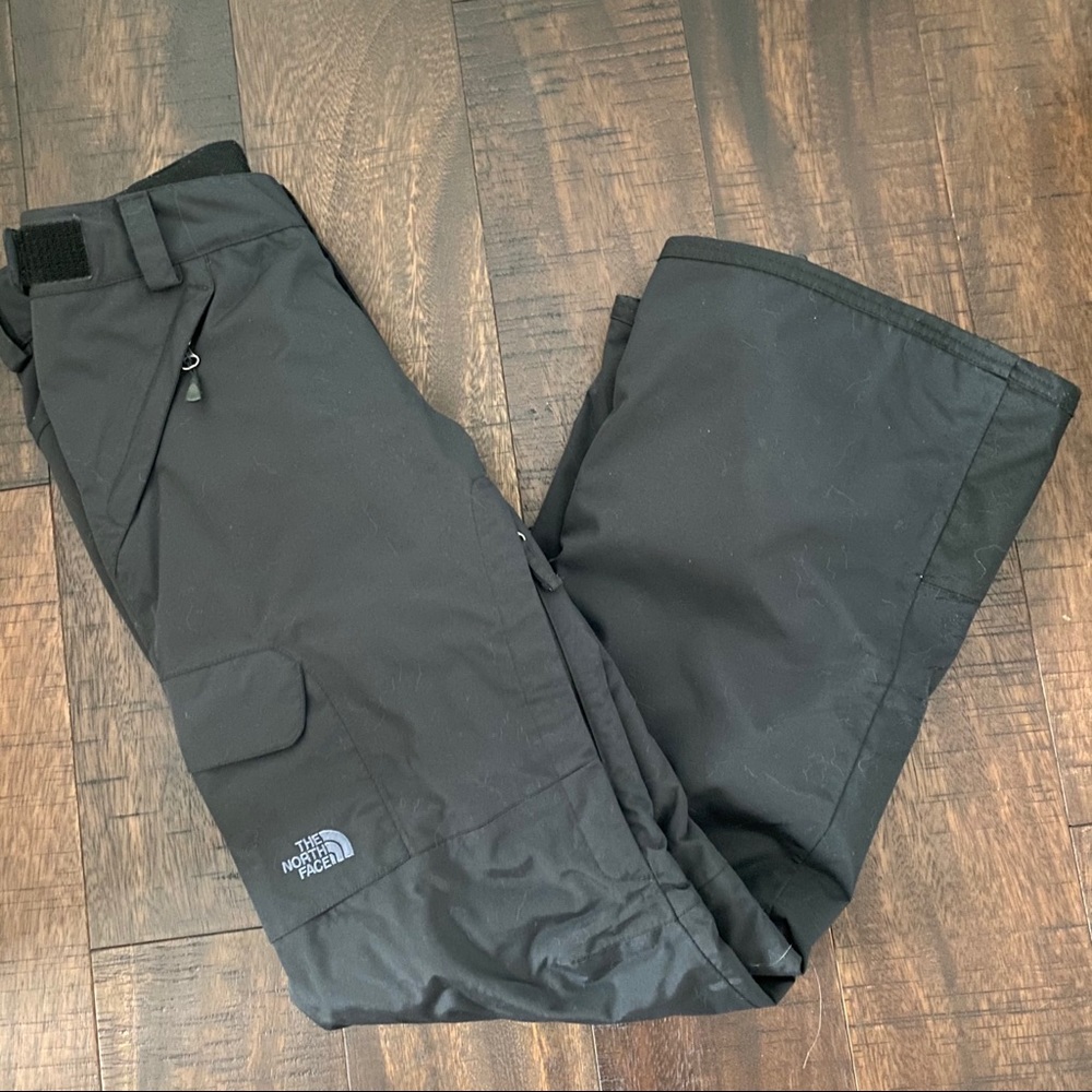 Black snow pants